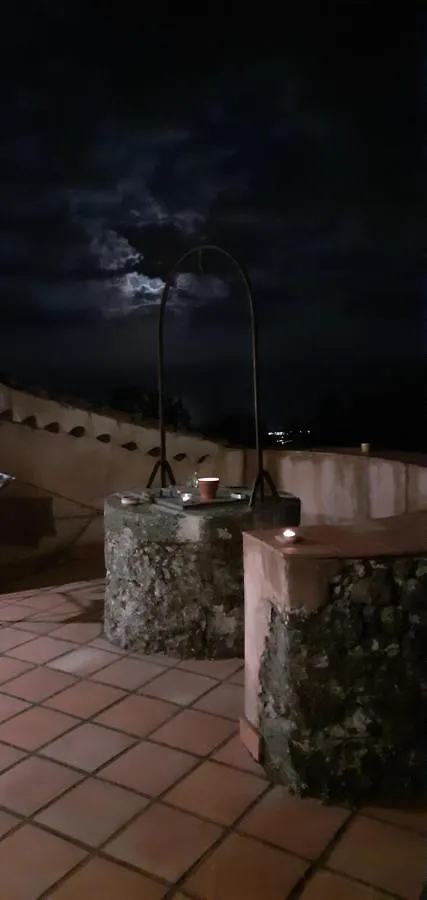 Vakantiehuis Etna 1928 Country House SantʼAlfio Italië